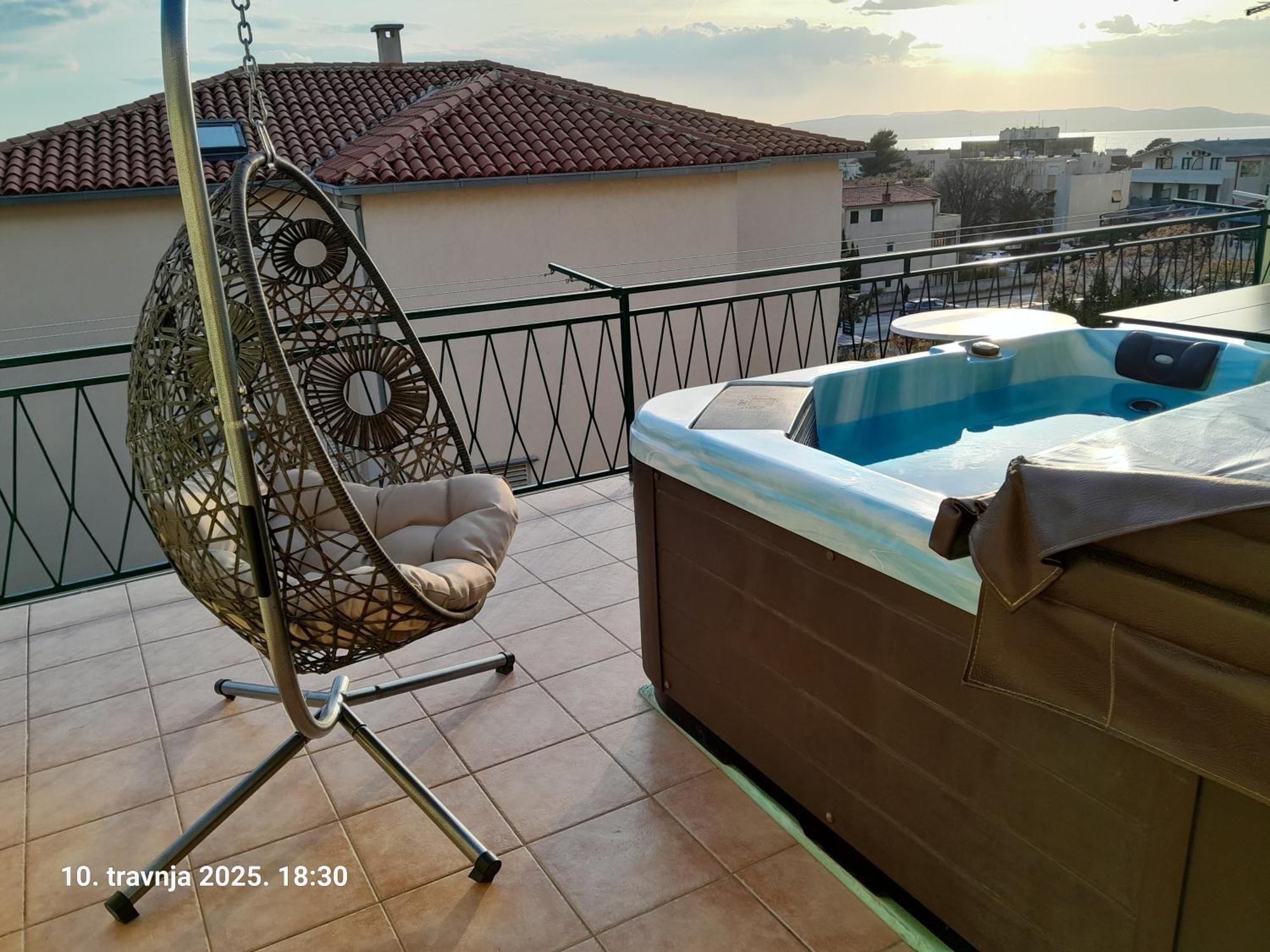Apartments Ribarevic Makarska Esterno foto